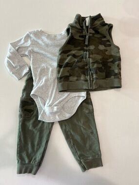 Carter's Green Camo Vest and Pant Set